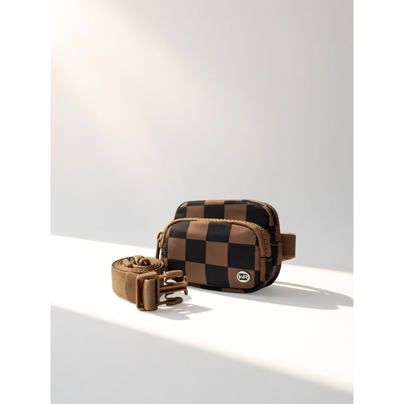👜 Stylish Belt Bag With Adjustable Strap